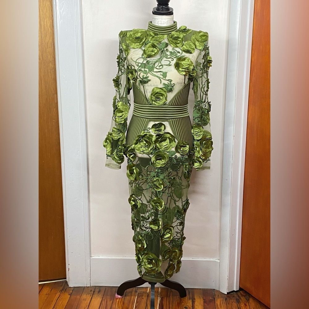 Zhivago Battle Lines Floral-Embellished Vendetta Dress size 6 - Picture 5 of 14